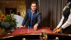 Holland Casino probeert drempel te verlagen met sponsoring volkszanger